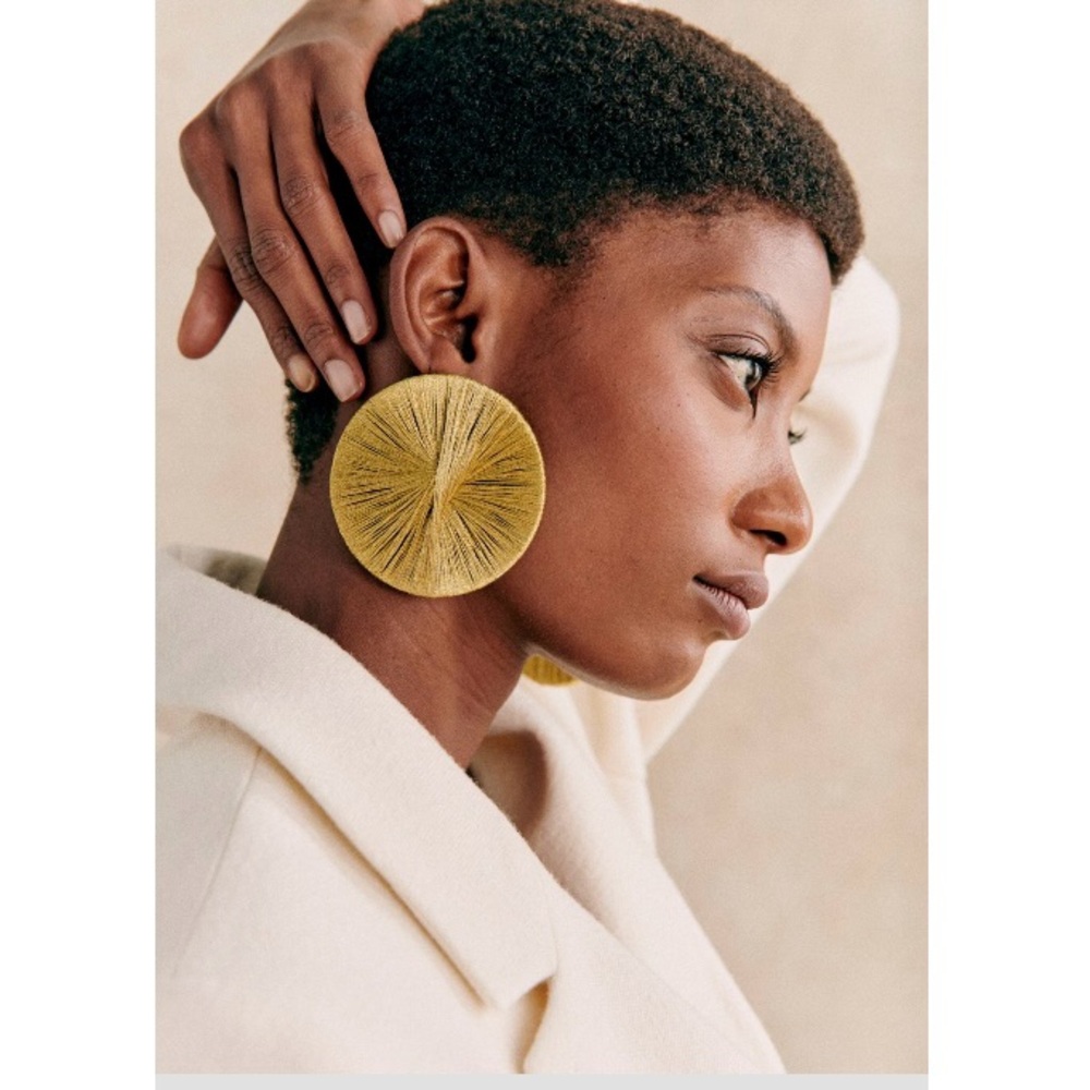 🌿|NWT| Sezane Diego Earrings in Gold